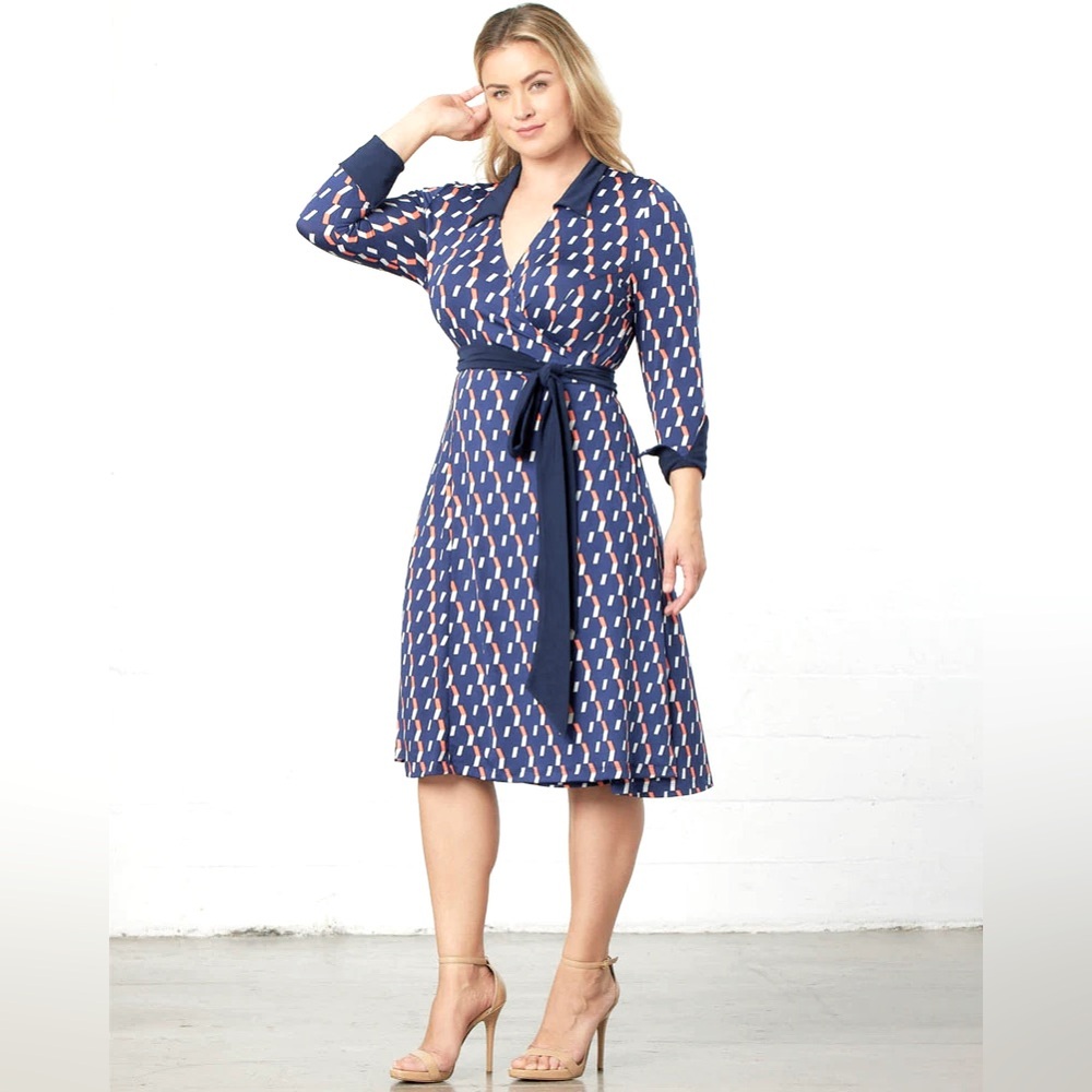 Kiyonna wrap dress navy geo print, size 2x